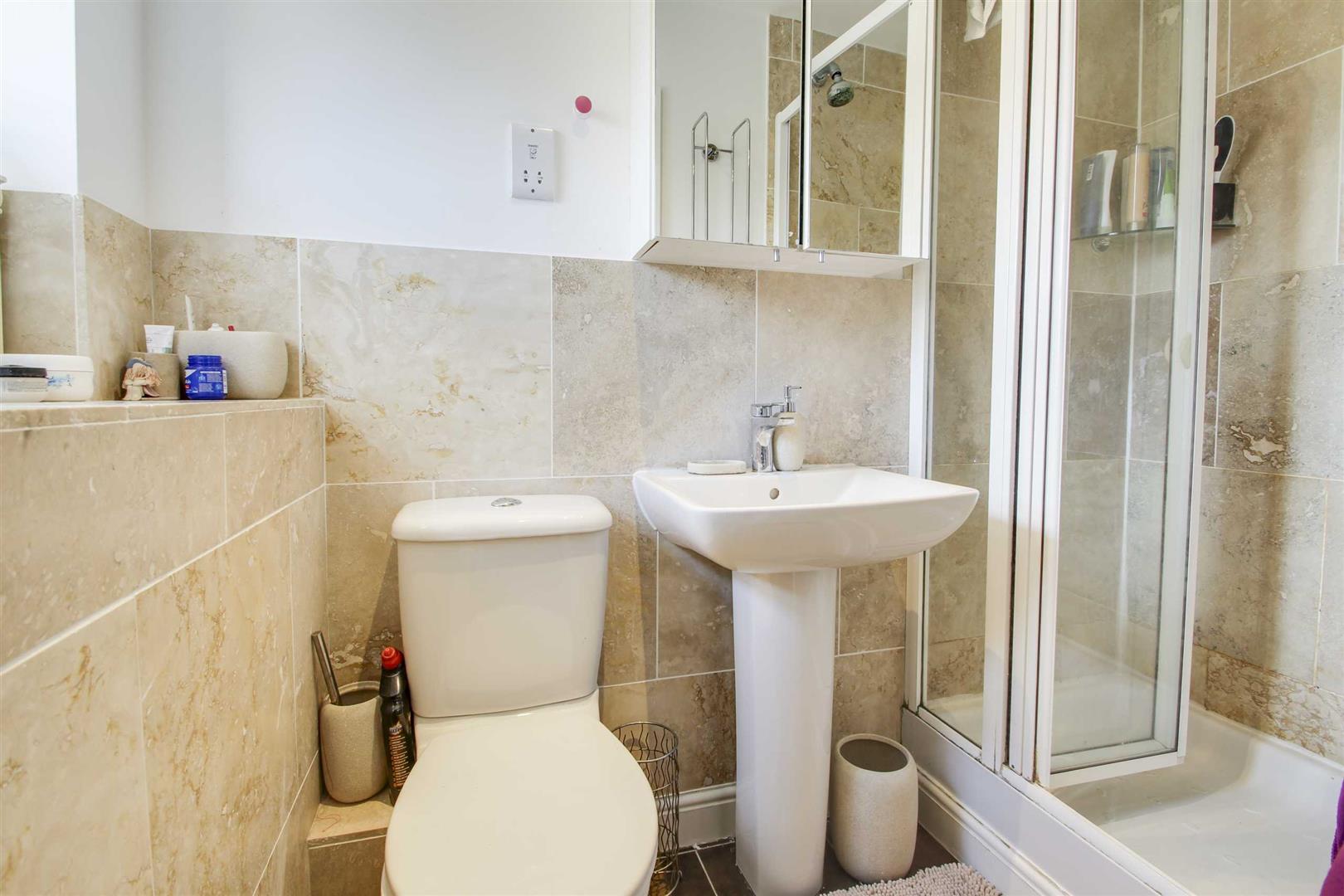 Upton Grove, Shenley Lodge, Milton Keynes